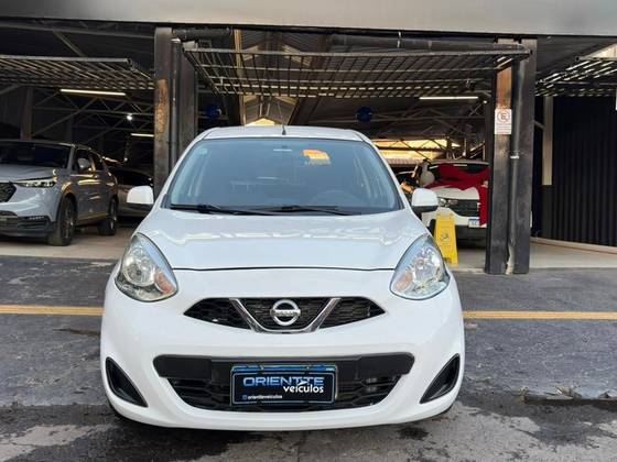 NISSAN MARCH 1.0 S 12V FLEX 4P MANUAL NISSAN MARCH 1.0 S 12V FLEX 4P MANUAL